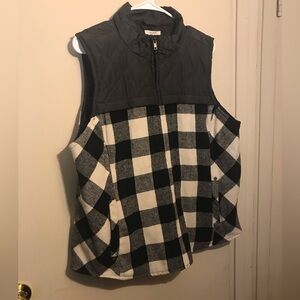 Maurice’s Black & White Buffalo Plaid Quilted Yoke Vest Size XXL
